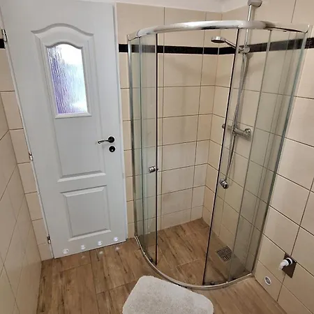 Leipa Apart Otel 3*