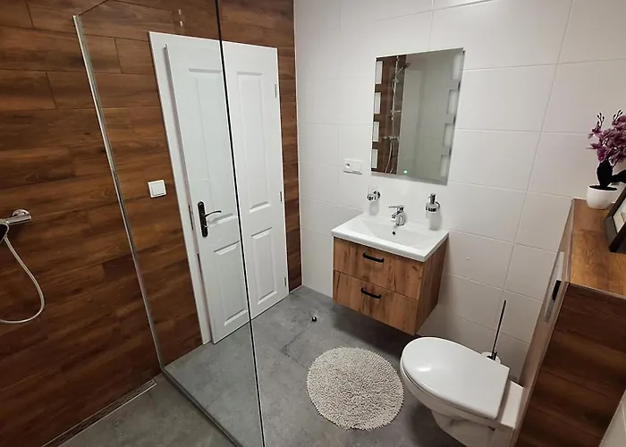 Leipa 3* Ceska Lipa